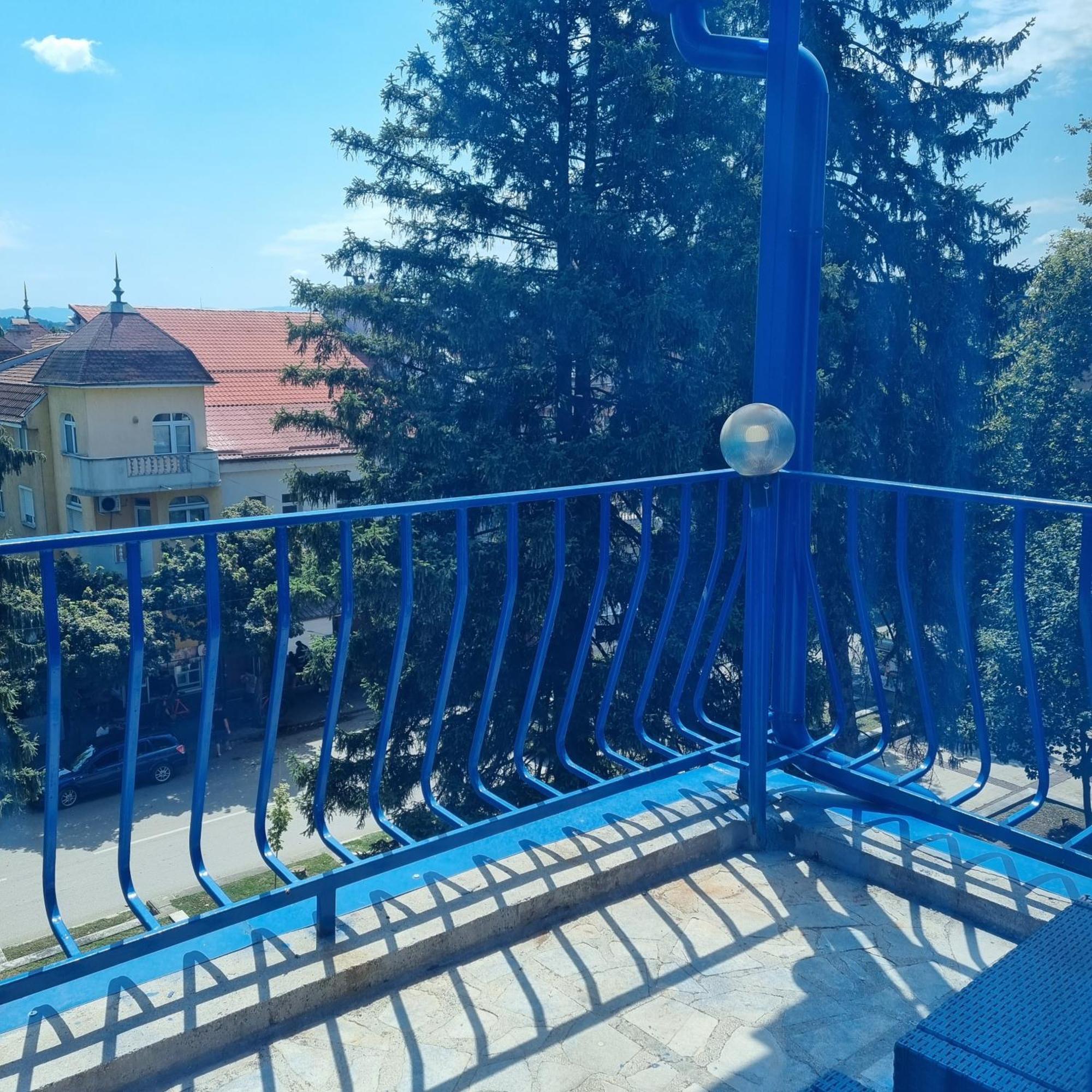 Хотел Европа Montana Bagian luar foto